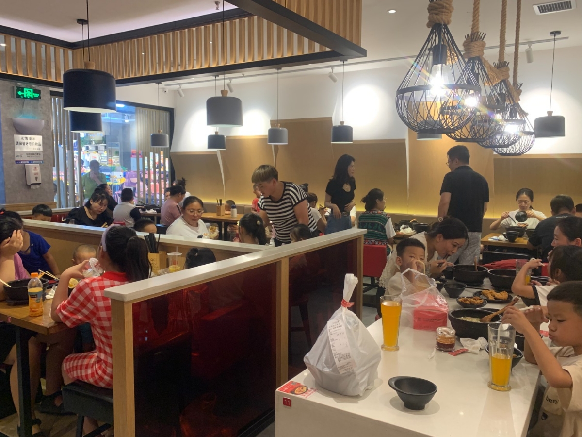 創(chuàng)業(yè)加盟好項(xiàng)目，加盟狀元米線，讓你成功當(dāng)老板，純大米米線新潮流新趨勢(shì)，加盟熱線：400-967-2208
